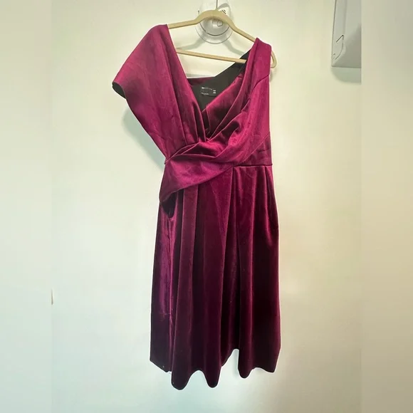 Velvet Bare Shoulder Midi Dress in Berry - Picture 10 of 11